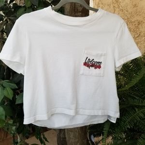 Cropped Volcom shirt